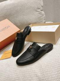 Picture of Louis Vuitton Slippers _SKULVsz35-40mnf0304596
